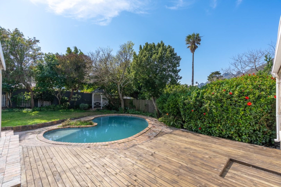 4 Bedroom Property for Sale in Hout Bay Western Cape